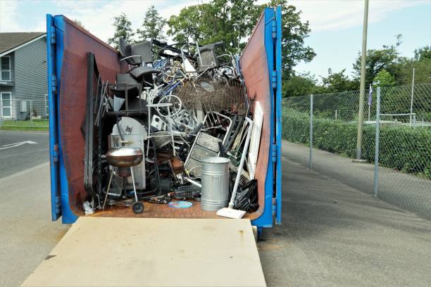 Best Professional Junk Removal  in Spring Hill, FL